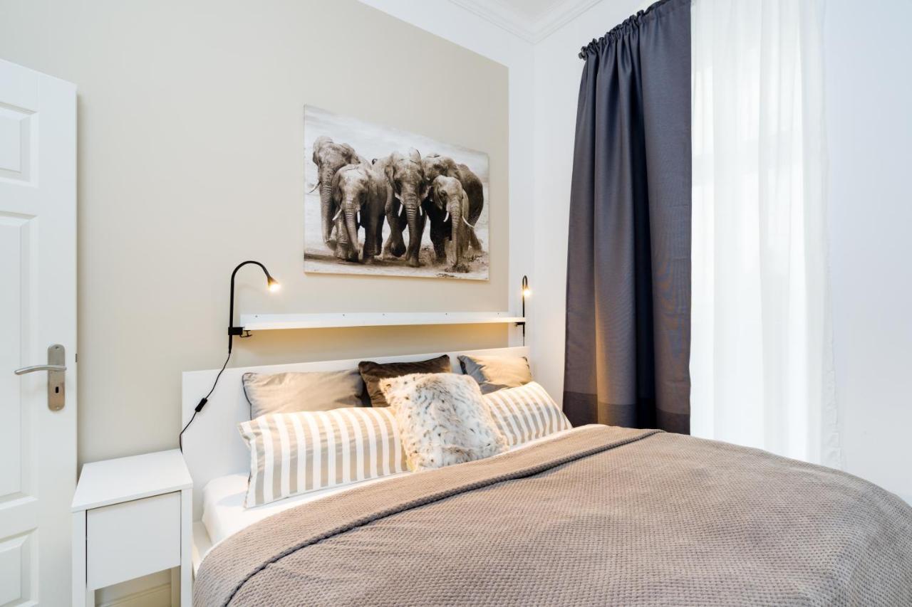 The Lohmeyerstr Hh, 2 Bed Rooms Up To 5 People Berlim Exterior foto